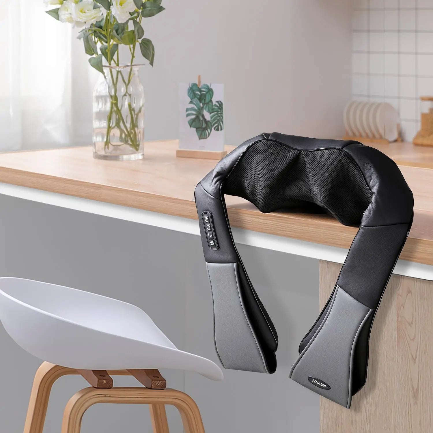 NAIPO Massagegerät, Elektrisches Nackenkissen Shiatsu,  Wärmefunktion , kabelgebunden