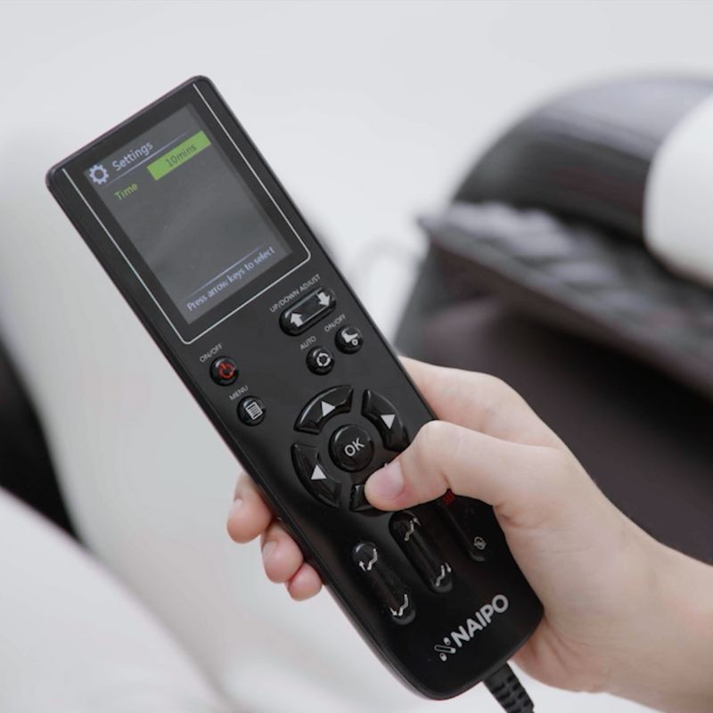 Naipo 4D Full Body Massage Chair, Zero-Gravity Reclining, Heat Function, USB, Bluetooth